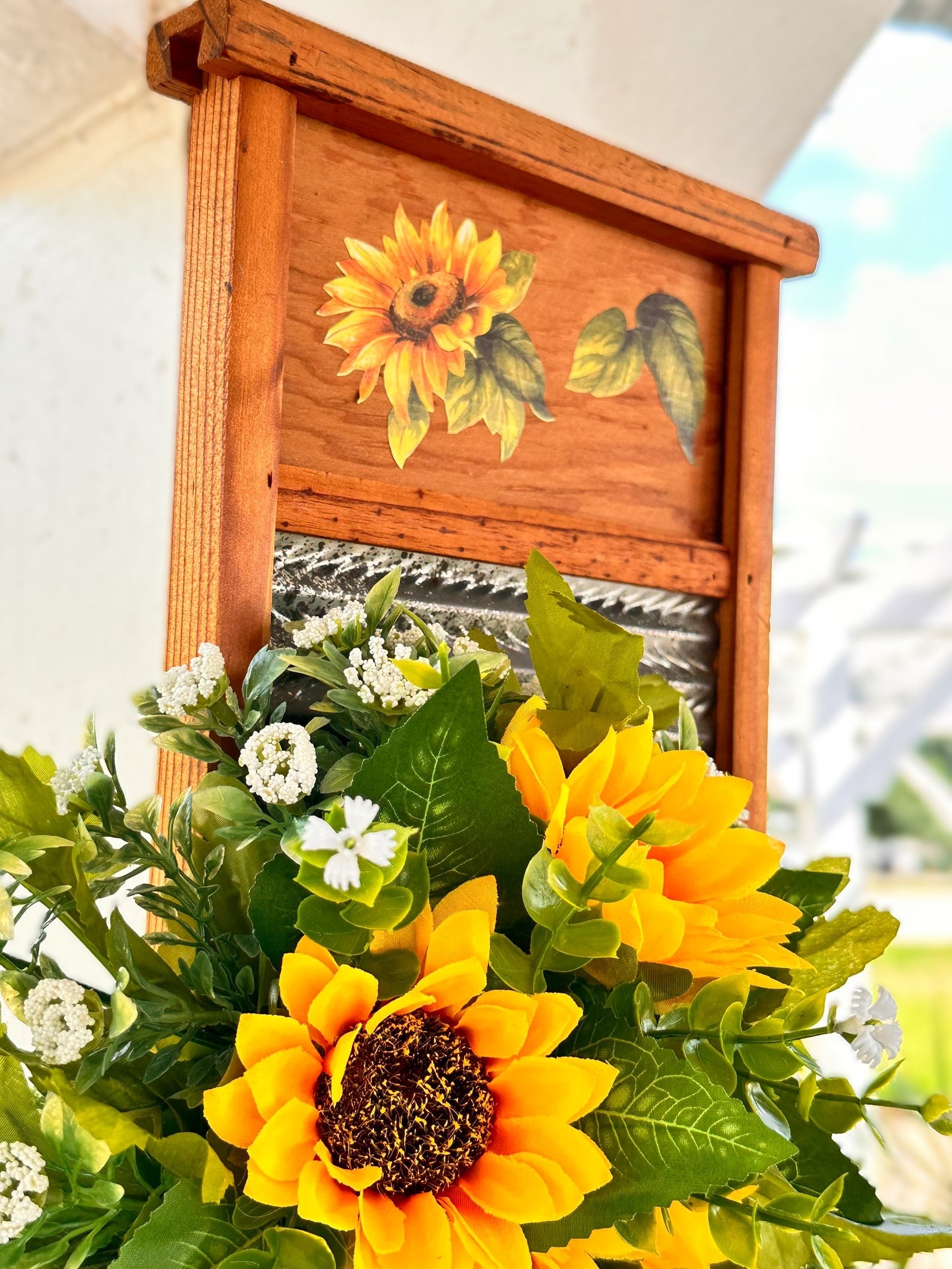 Laundry Room Decor, Primitive Farmhouse, Antique Look, Sunflowers Washboard, Entryway Wall, Sunflower Decor, Wall Hanging Rustic