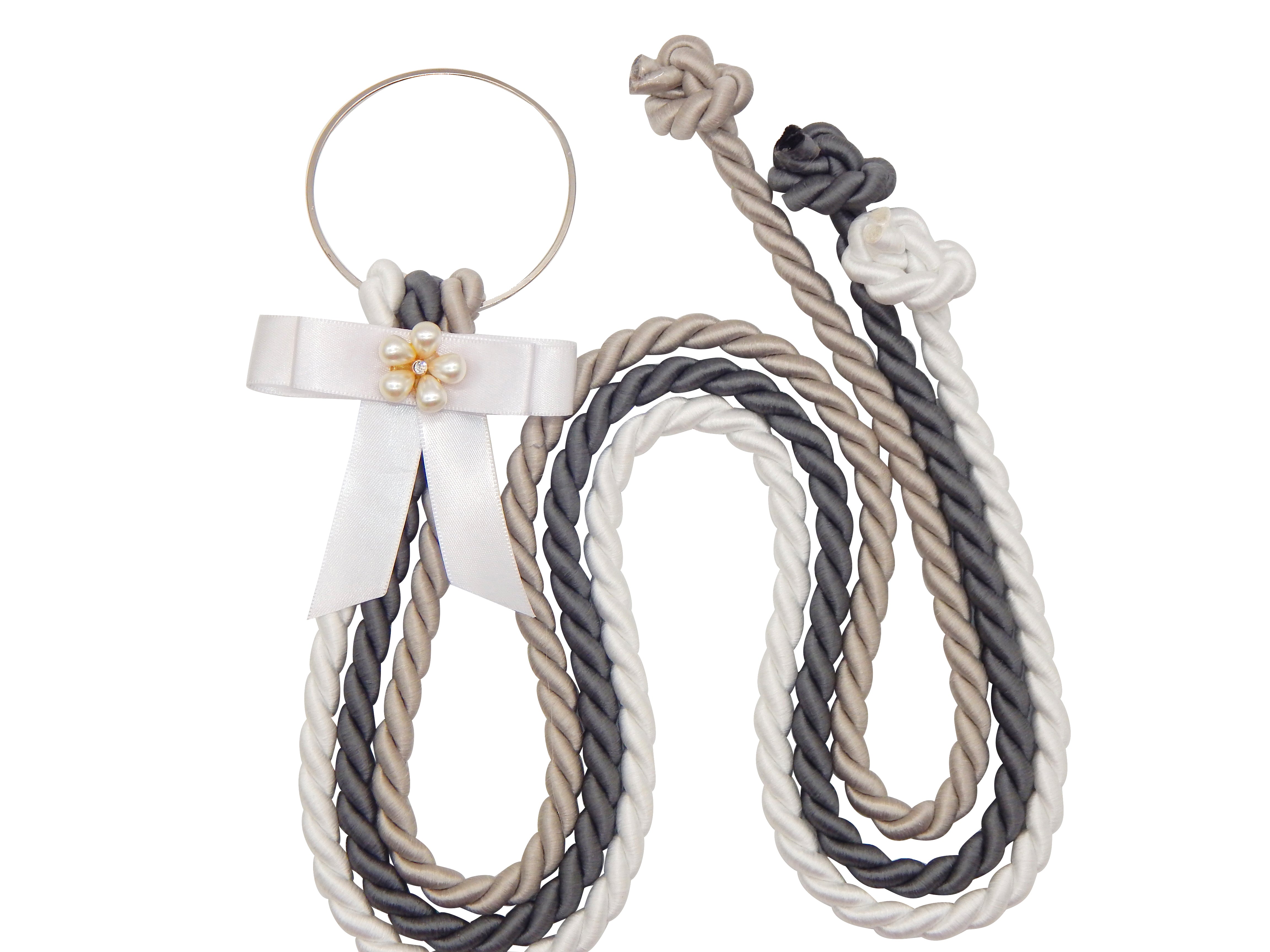 Cord of three strands wedding band | Beachweddingtips.com